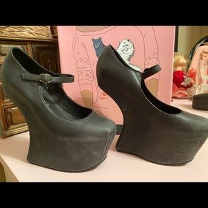 Jeffrey Campbell woman heels